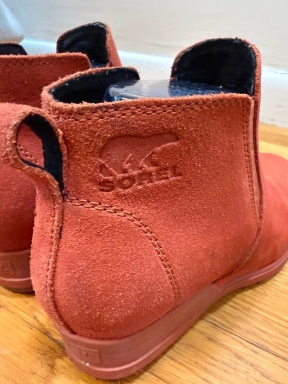 Sorel Evie Pull On Suede Wedge Heel Booties Lug Warp Red Sz 8 - Picture 8 of 12
